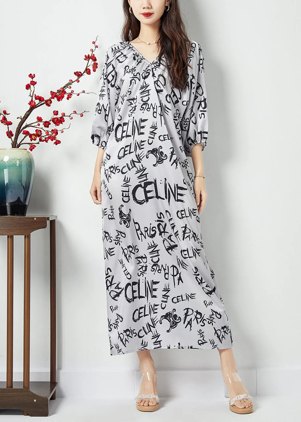 Bohemian White V Neck Letter Print Wrinkled Chiffon Long Dress Batwing Sleeve LC0395