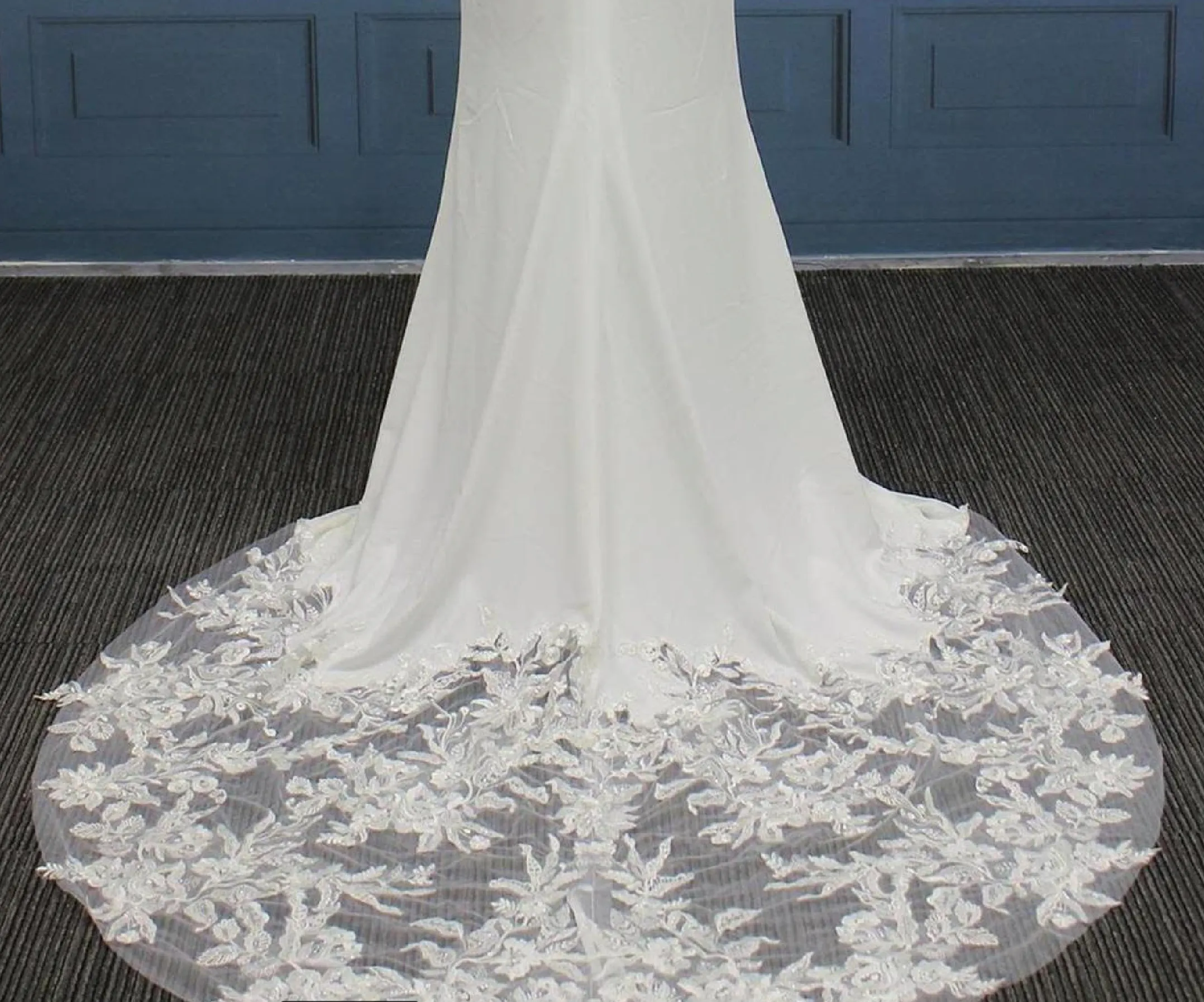 Pearl Beaded Lace Crepe Satin Lace Train Mermaid Wedding Gown