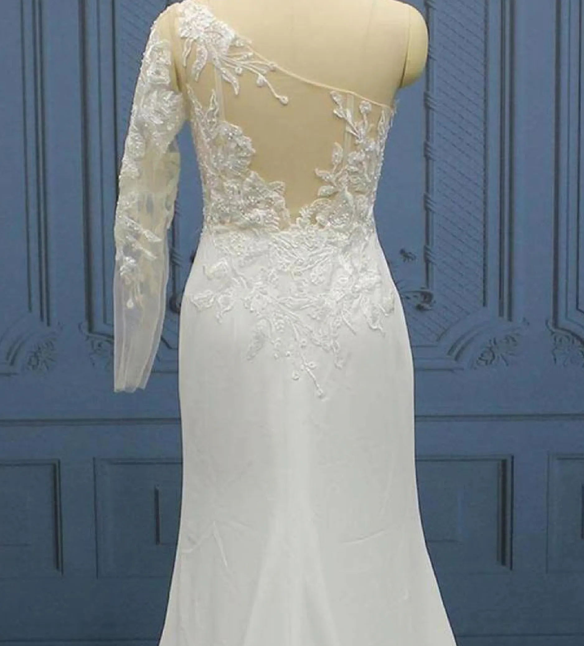 Pearl Beaded Lace Crepe Satin Lace Train Mermaid Wedding Gown