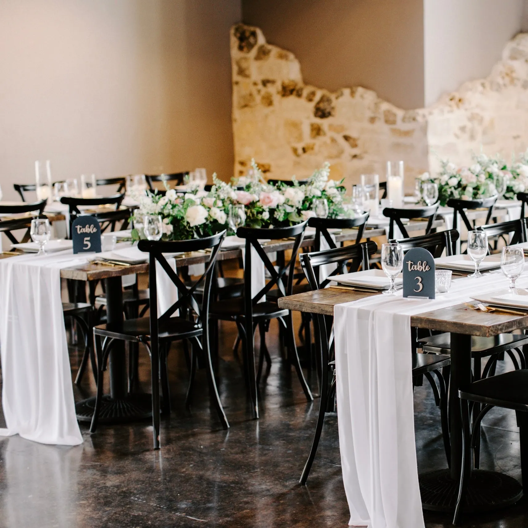 White <br> Chiffon Table Runner