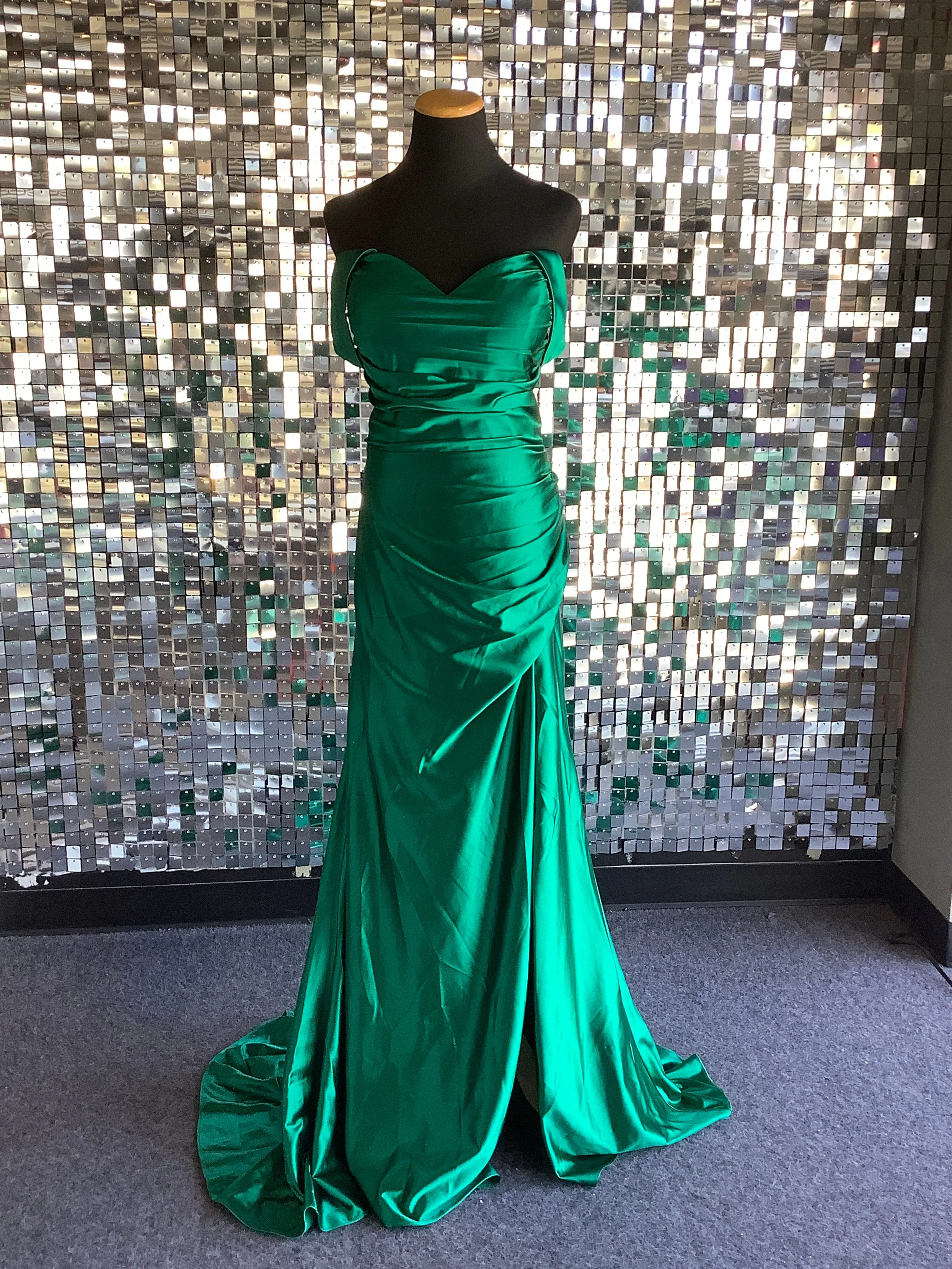 XO Exclusive Prom Dress 32838